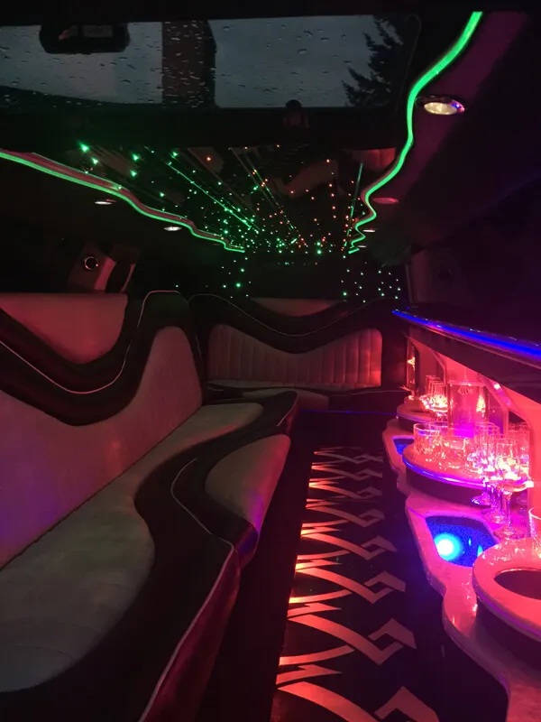 The White Chrysler 300 Jet Door Limousine, shot 2 The White Chrysler 300 Jet Door Limousine, shot 2