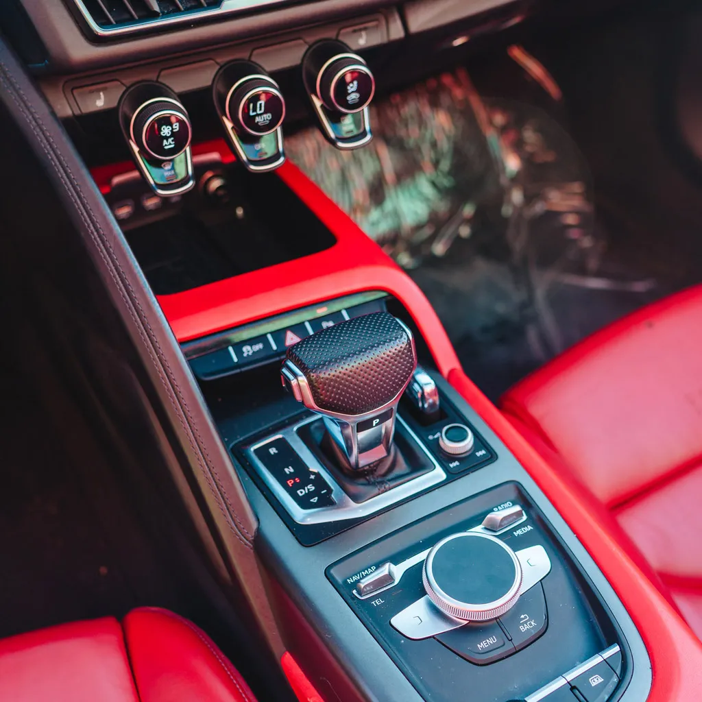 Silver 2022 Audi R8 V10 Spyder Iblis, photo 11 for sports car rental