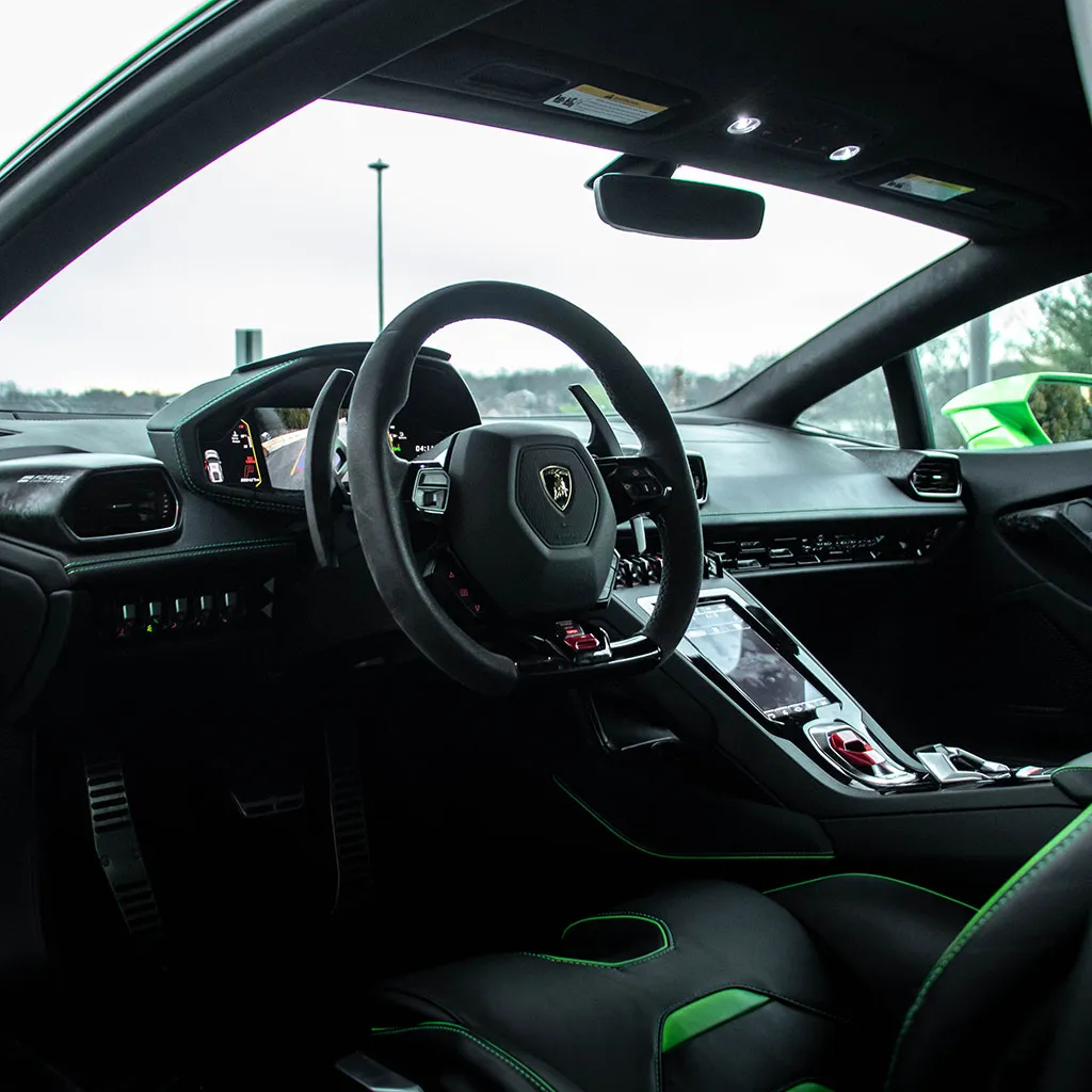 Green 2022 Lamborghini Huracan EVO Verde Mantis, photo 5 for exotic and luxury car rental