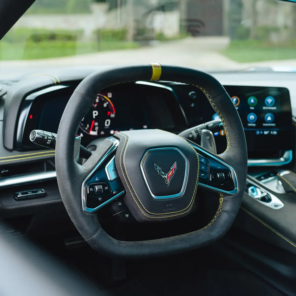Blue 2023 Corvette C8 3LT Convertible, photo 4 for sports car rental