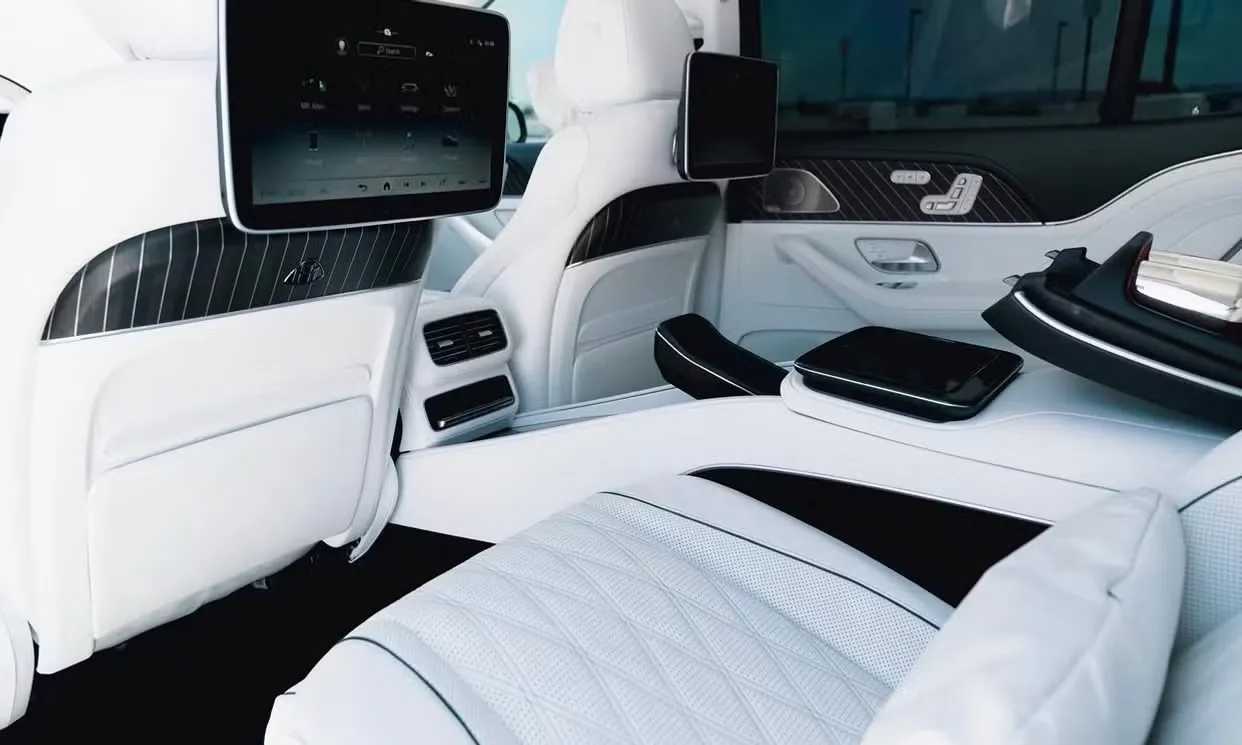 2025 Maybach GLS 600 - Mercedes-Benz, photo 6 for wedding car rental in Los Angeles, CA