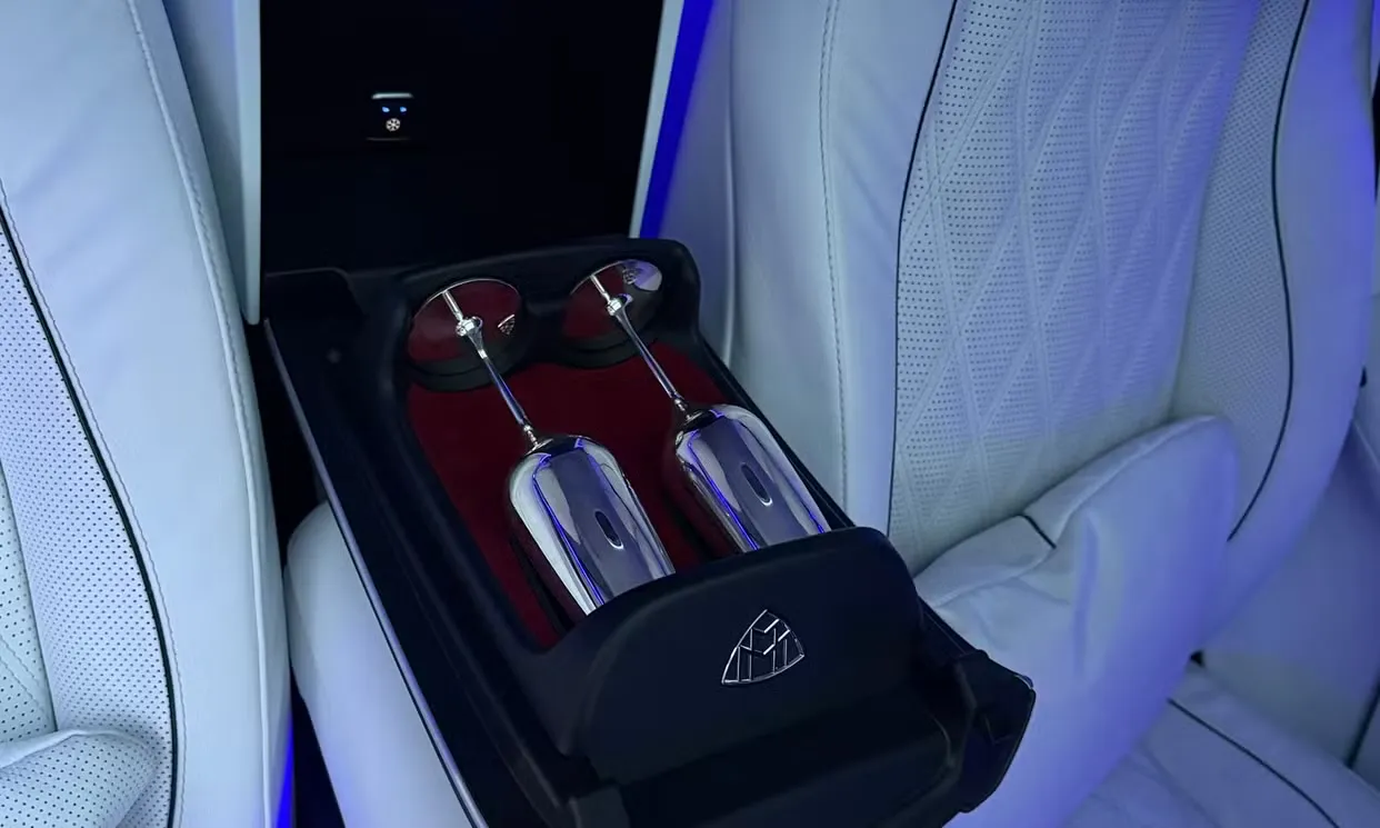 2025 Maybach GLS 600 - Mercedes-Benz, photo 9 for wedding car rental in Los Angeles, CA