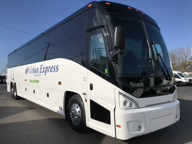 White American Coach BUS in Columbus, OH White American Coach BUS for charter bus rental