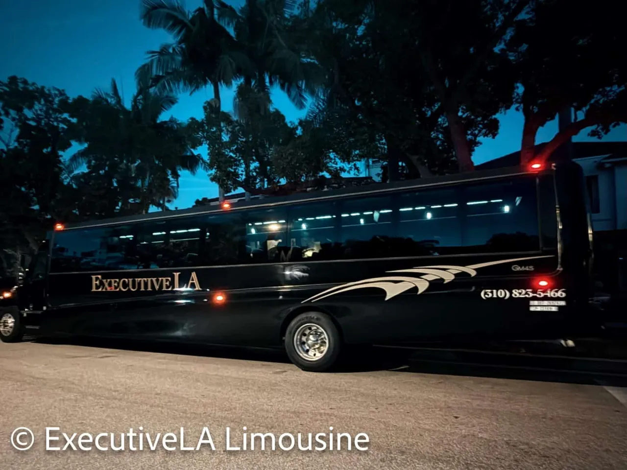 Baxter Executive Luxury Coach for charter bus rental in Hacienda Heights, CA