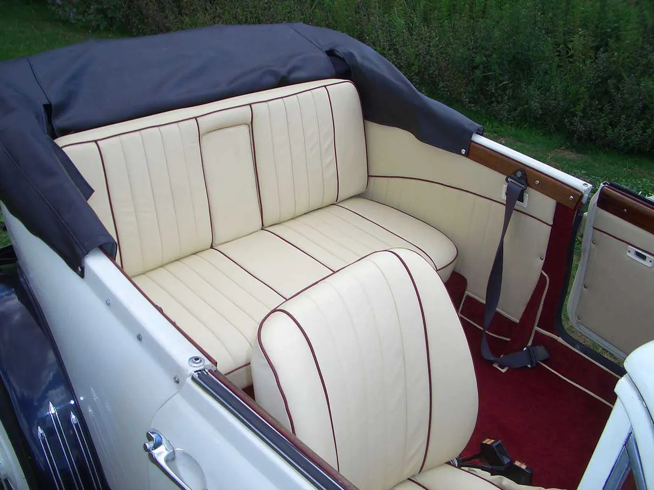 Beauford 1920 interior with convertible roof for wedding car rental