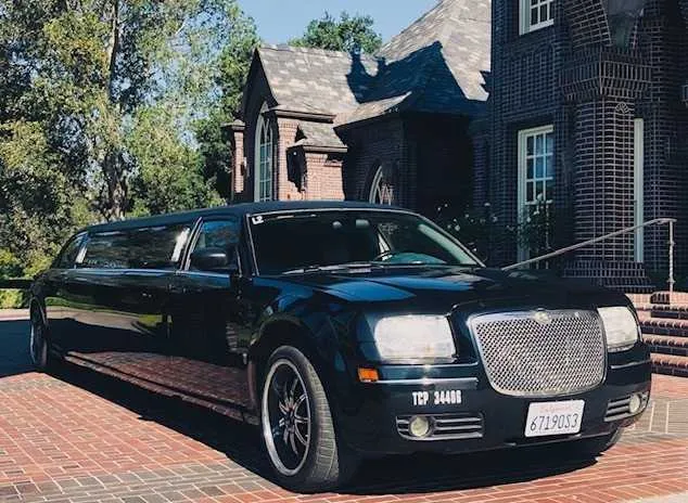 Black Chrysler 300 Stretch Limousine for limo rental in Hidden Valley Lake, CA