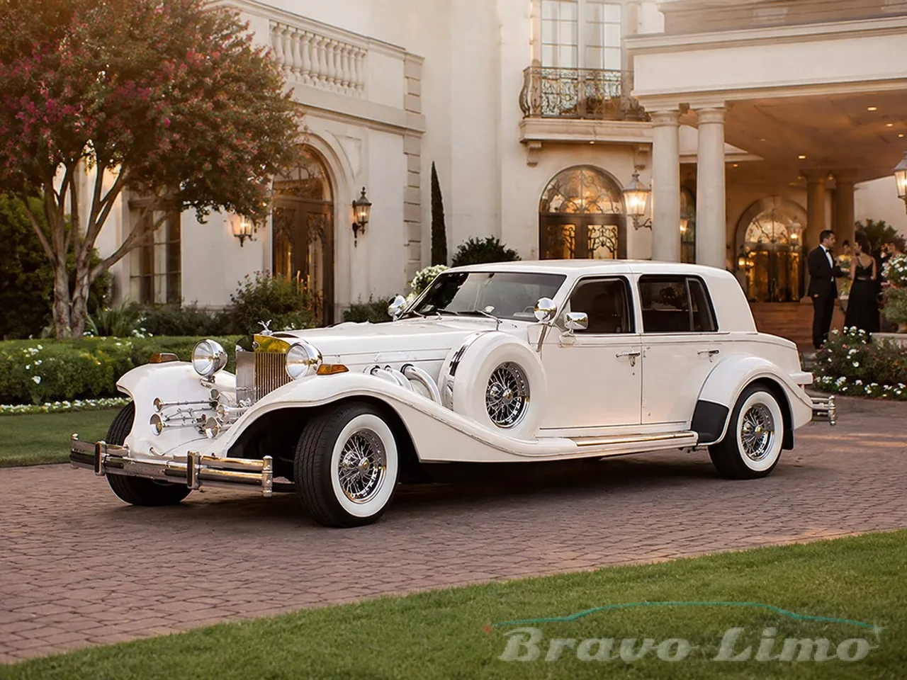 Excalibur Classic Limousine Excalibur Classic Limousine for wedding car rental