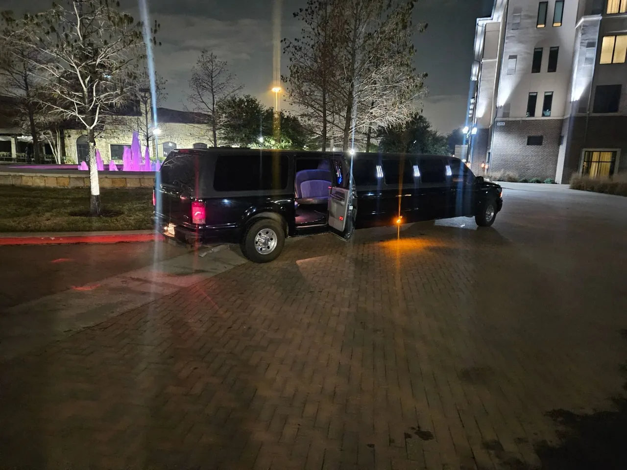 Ford Excursion Stretch Limousine for limo rental in Daingerfield, TX