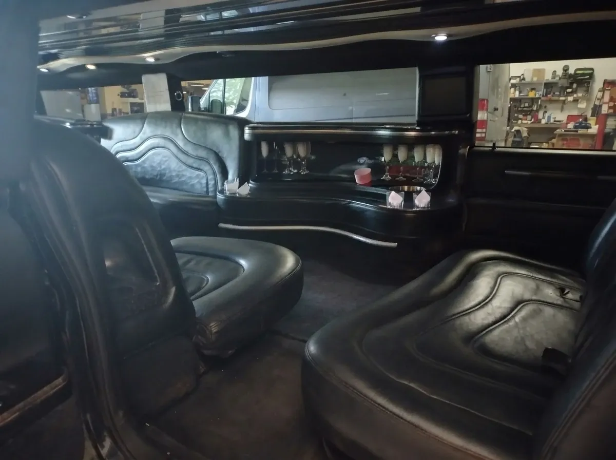 The white Hummer Limousine, shot 5