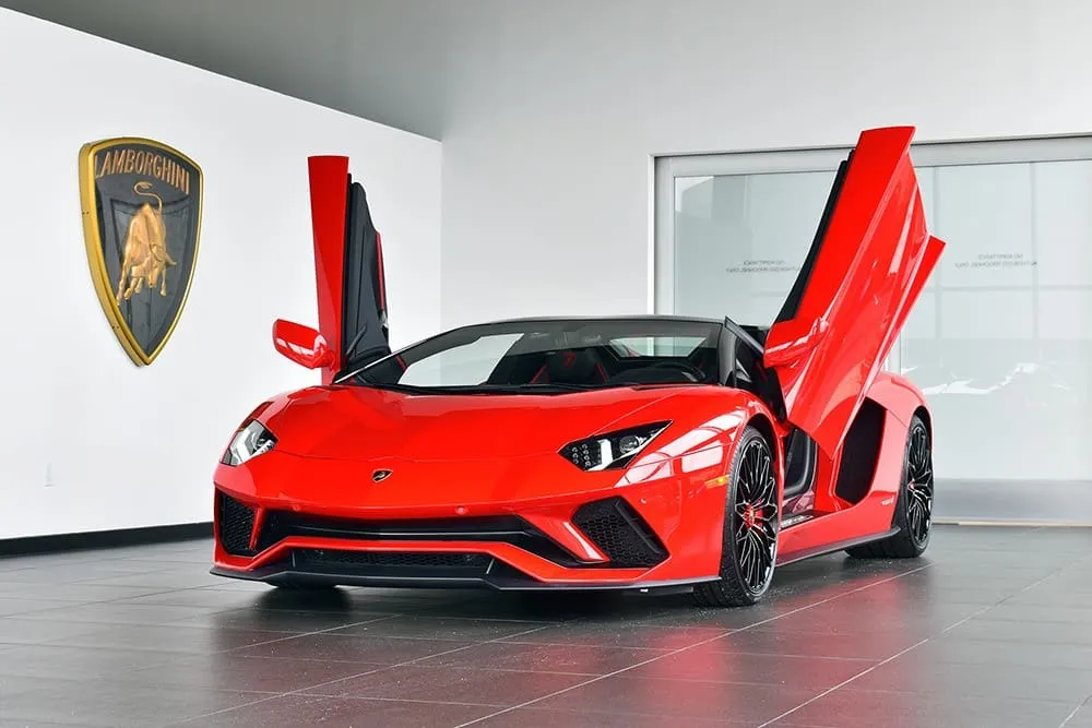The red Lamborghini Aventador S, shot 9