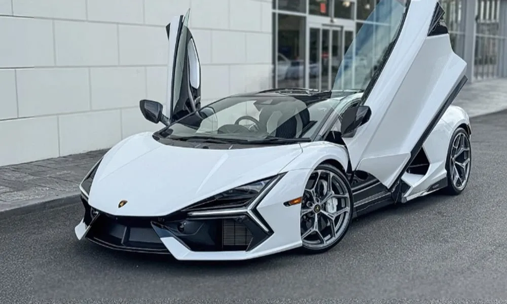 The white Lamborghini Revuelto, ready to rent