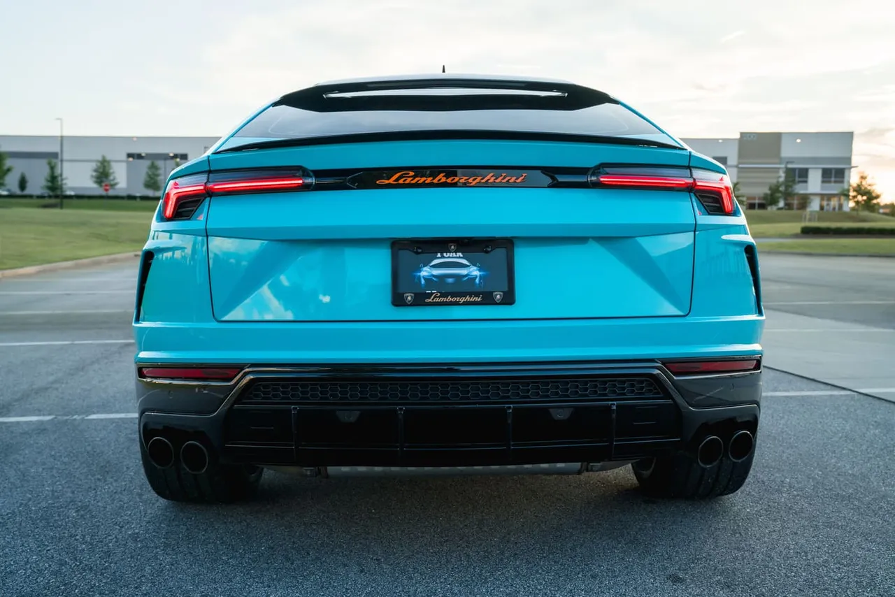 The blue Lamborghini Urus, shot 6