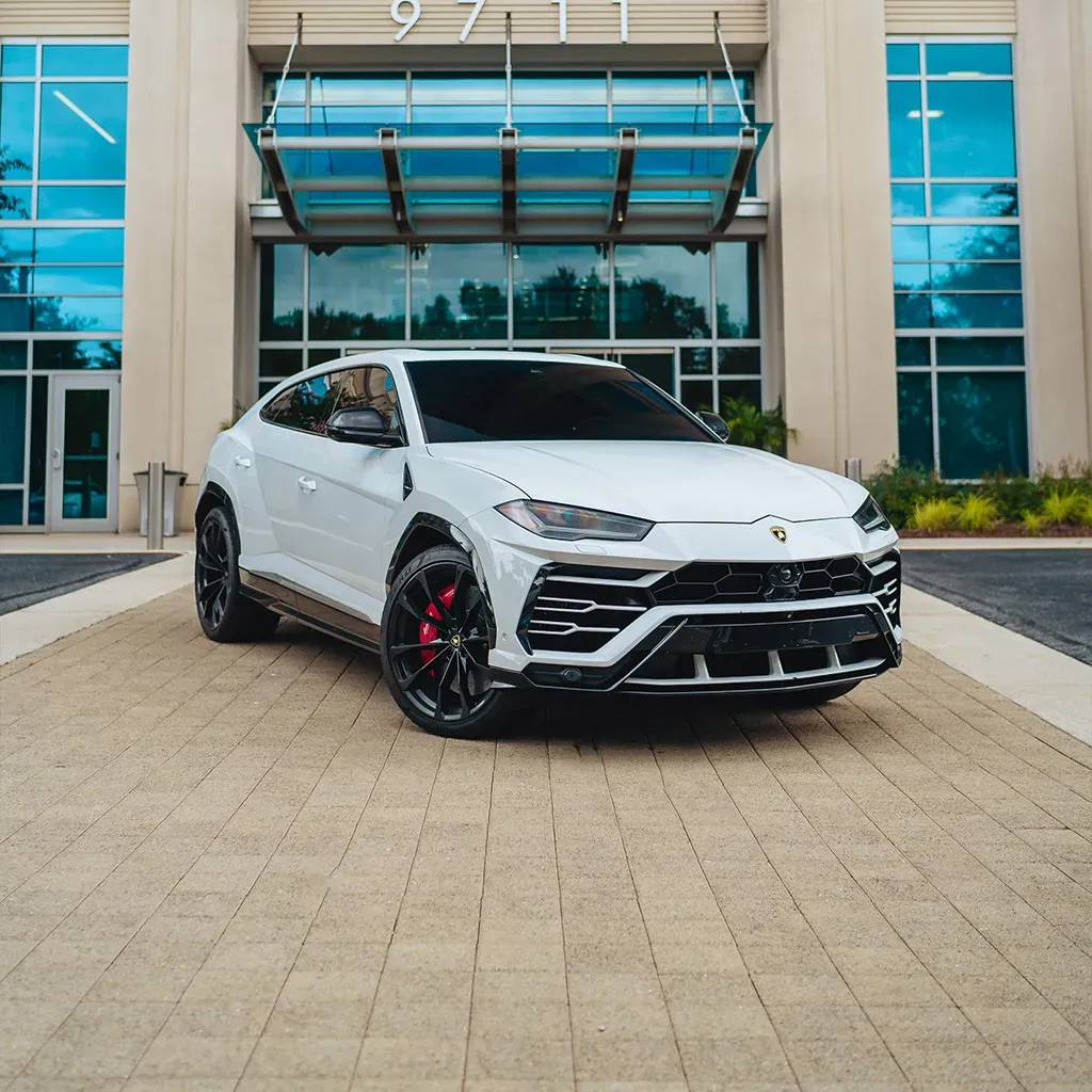 Lamborghini Urus Ibis White, photo 11 for wedding car rental in Rockville, MD