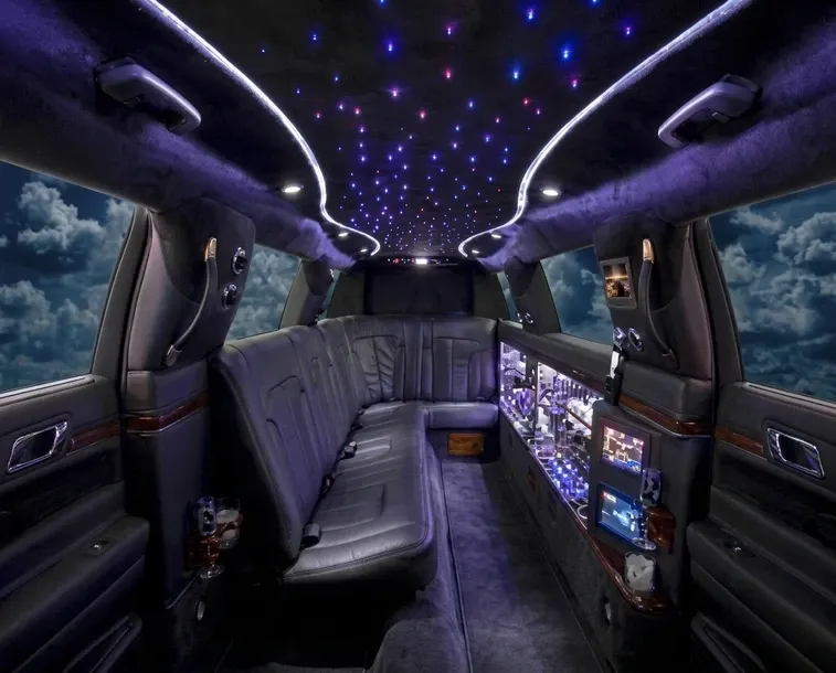 The black Lincoln MKT Super Limousine, shot 2
