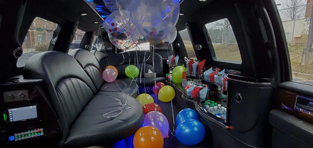 Lincoln Navigator for limo rental