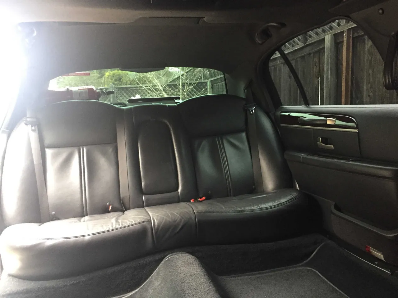 Lincoln stretch limousine interior, photo 3 for limo rental in Hidden Valley Lake, CA
