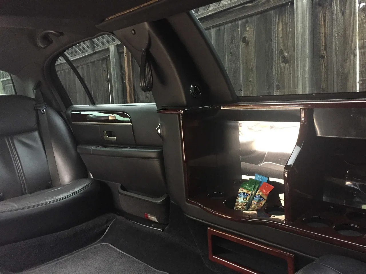 Lincoln stretch limousine interior, photo 4 for limo rental in Hidden Valley Lake, CA