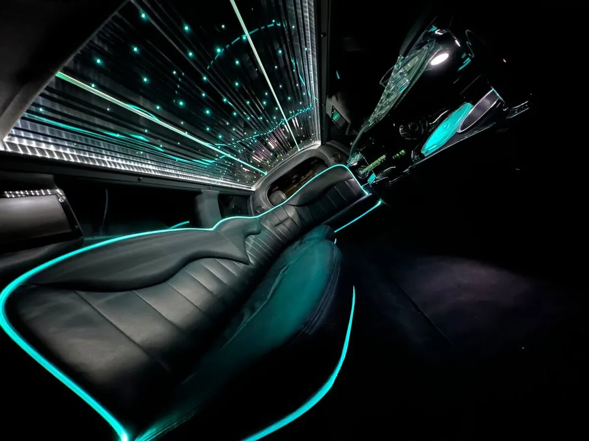 Lincoln Town Car Limousine interior with LED accent lighting, LED ceiling lighting and starlight or fiber-optic ceiling, photo 8 for limo rental