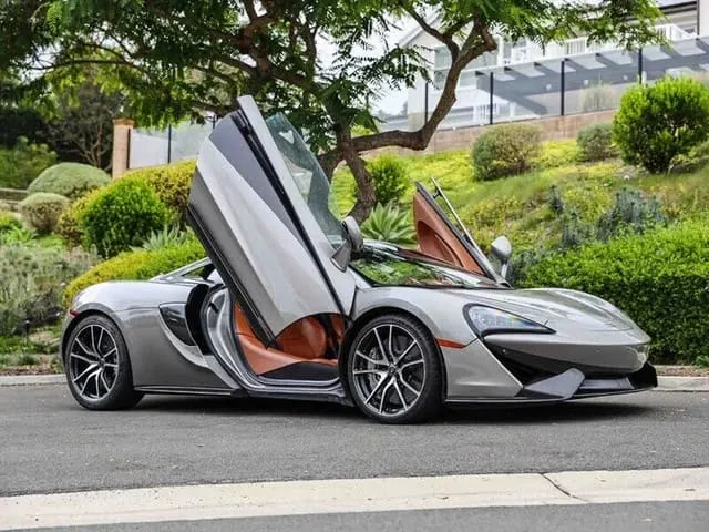 The silver McLaren 570S, shot 5