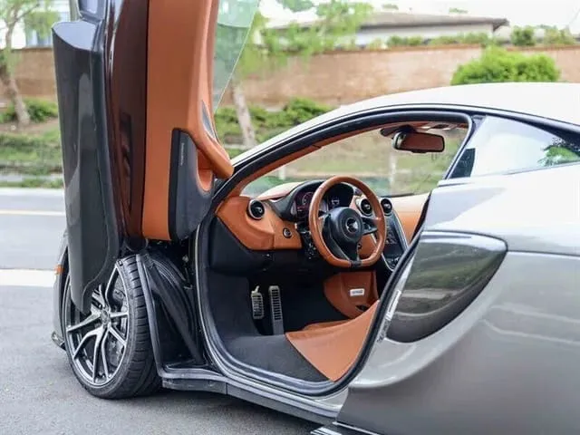The silver McLaren 570S, shot 11