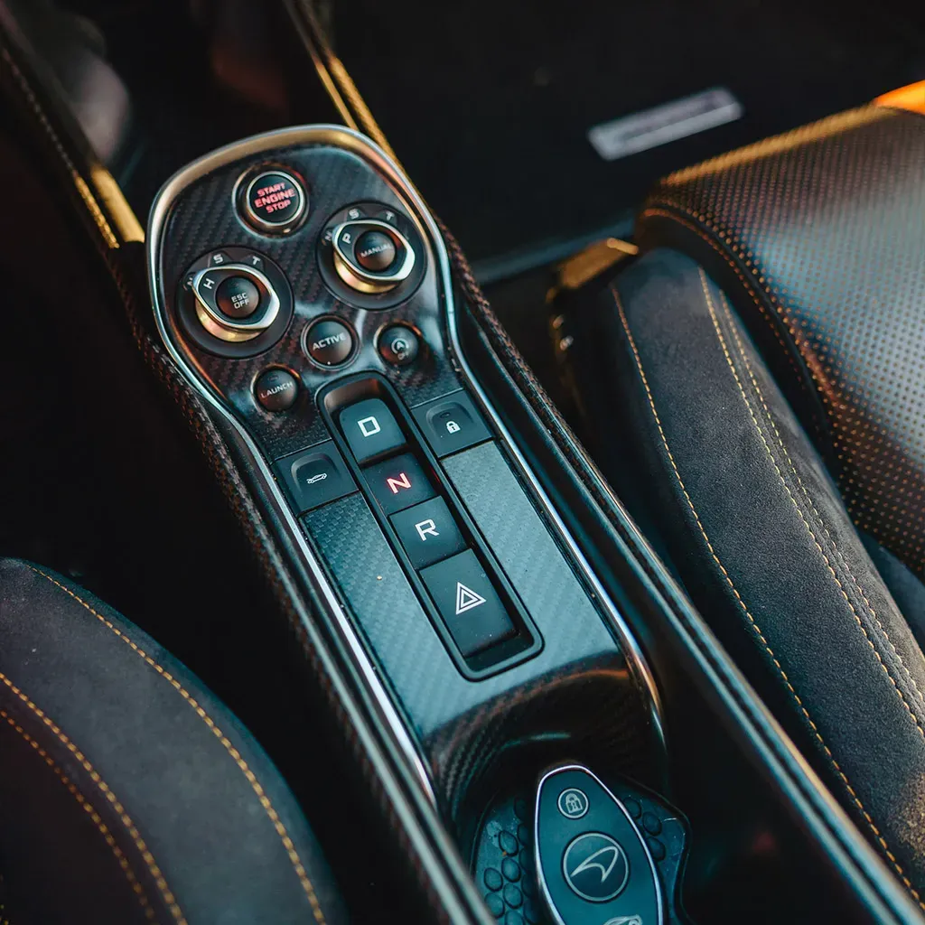Orange McLaren 570S Ventura, photo 4 for sports car rental