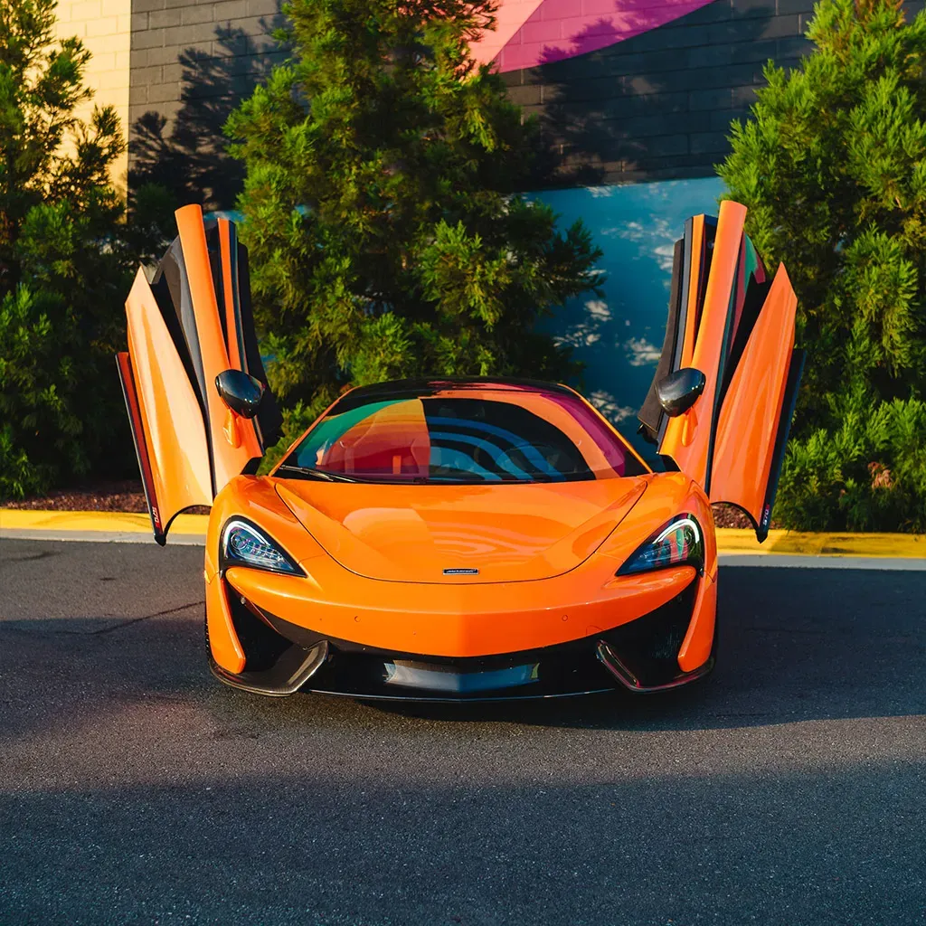 Orange McLaren 570S Ventura, photo 8 for sports car rental