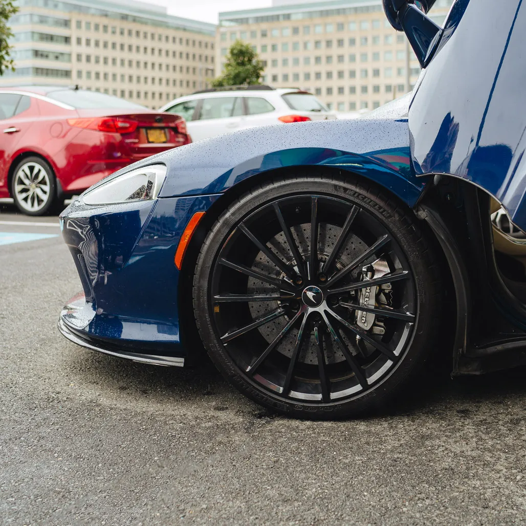 McLaren GT Aurora Blue, photo 7 for sports car rental