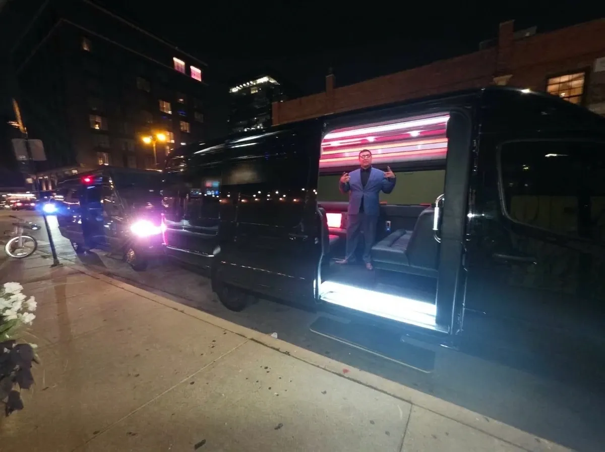 The black Mercedes-Benz Limousine Sprinter, shot 3