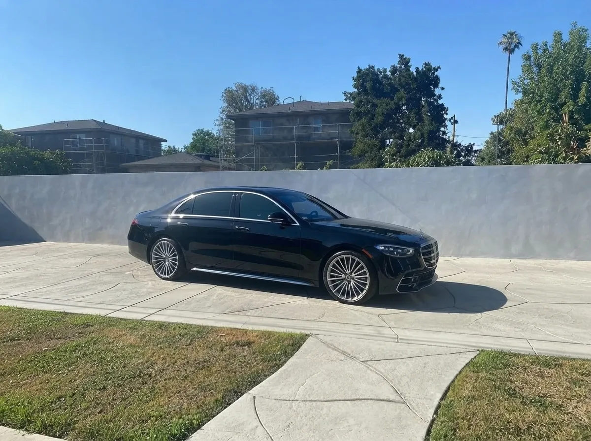 The Mercedes-Benz S-Class, shot 2