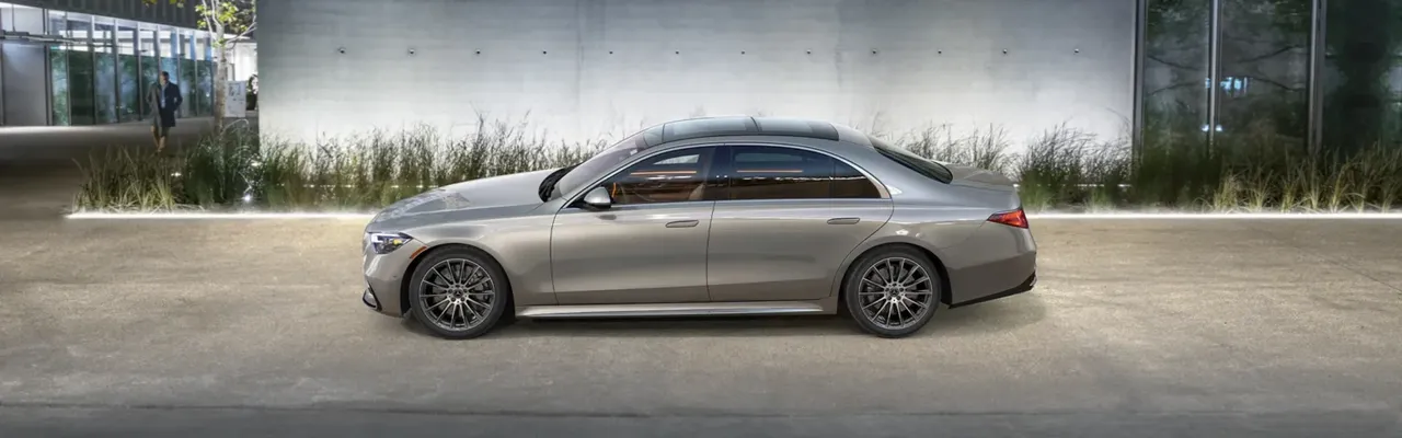 The Mercedes-Benz S580 Sedan, shot 4