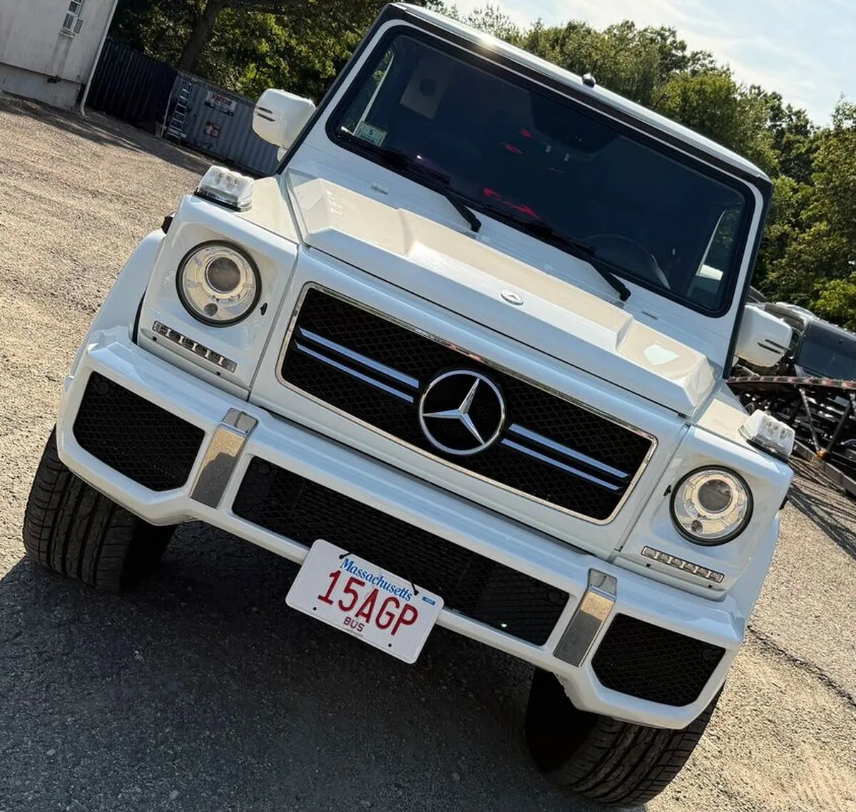 White Mercedes-Benz G Wagon exterior for limo rental