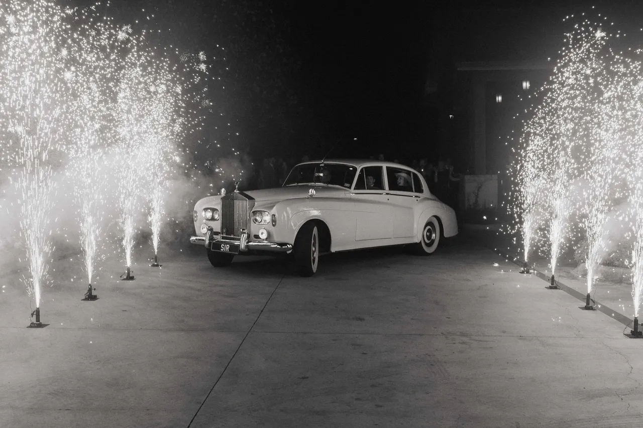 White Rolls-Royce for limo rental in San Antonio, TX