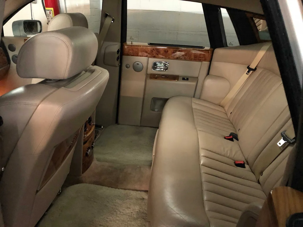 Rolls-Royce Phantom interior for wedding car rental