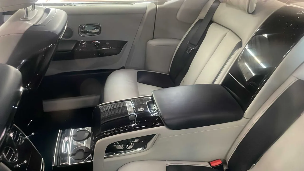 Rolls-Royce Phantom interior with cup holders for wedding car rental