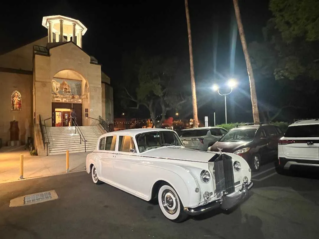 Rolls-Royce Silver Cloud White for wedding car rental in Beverly Hills, CA